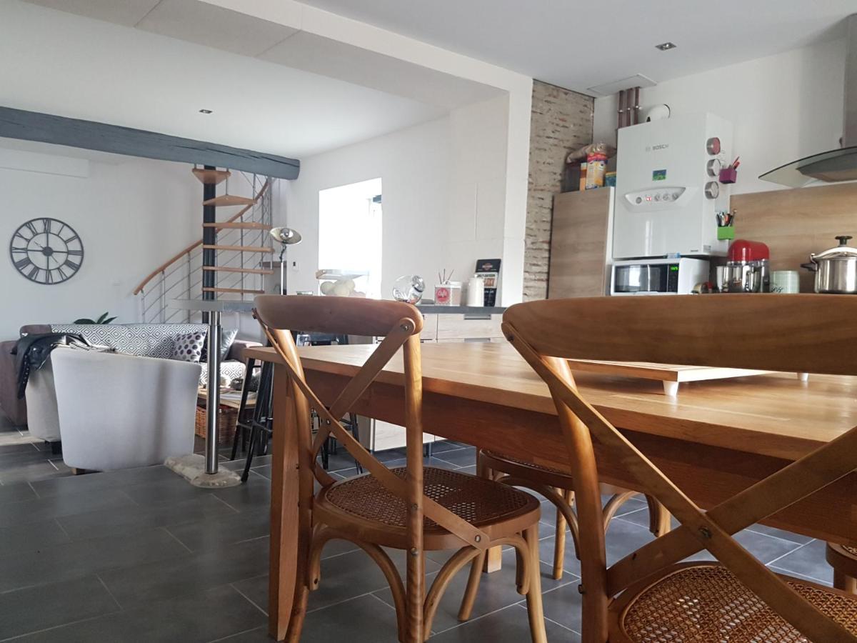Maison En Galets Pardies ภายนอก รูปภาพ